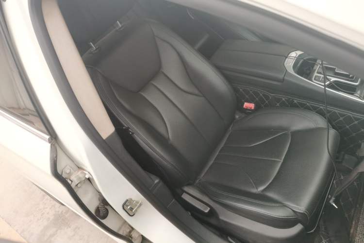 Used Geely Auto Emgrand GT 2015 2.4L Comfort Model