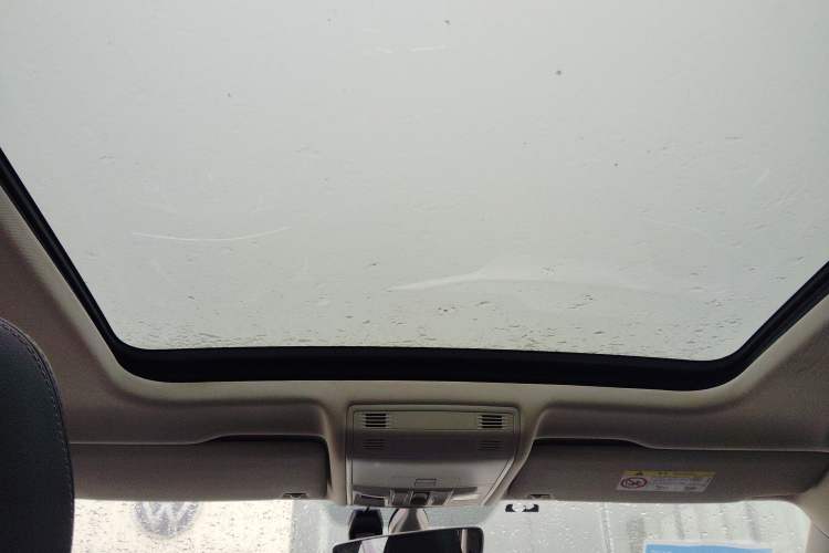 Used Volkswagen Tayron 2020 280TSI Two-Wheel Drive Luxury Connect Edition
