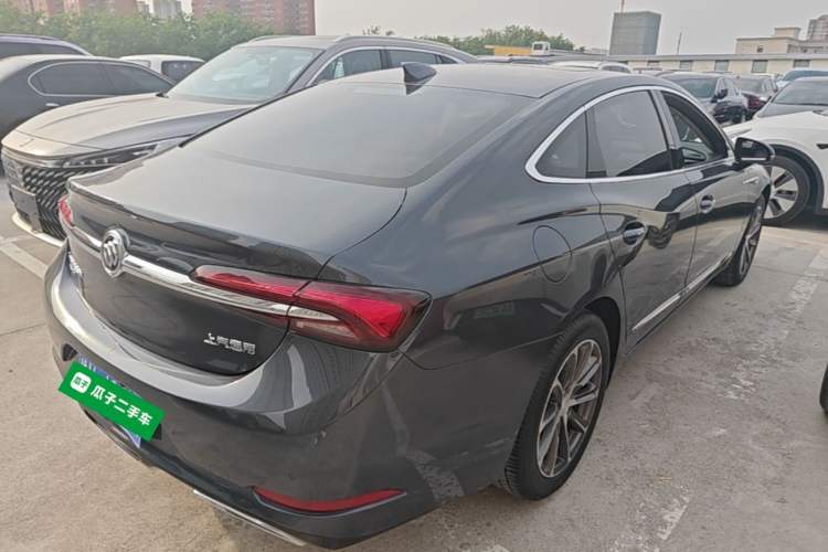 Used Buick LaCrosse 2020 652T Luxury Version Rear Right 45 Deg