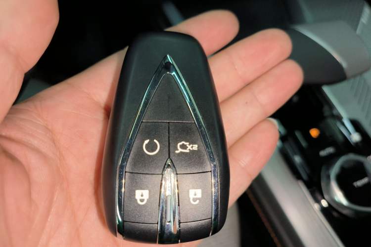 Used CHANGAN OSHAN Z6 2023 Blue Whale 1.5T DCT Smart Edition Vehicle Key