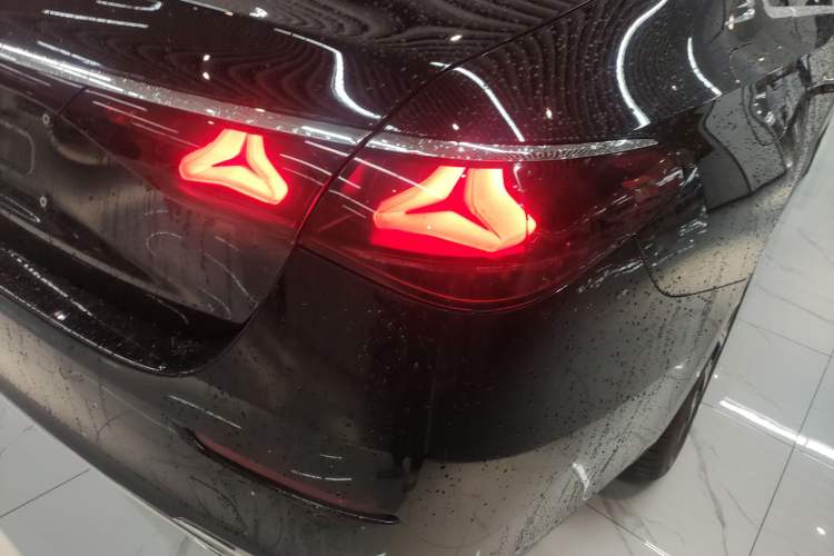 Used Mercedes-Benz E-Class 2024 E 300 L Luxury Model