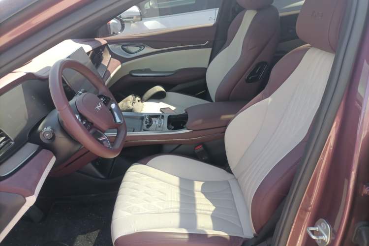 Used BYD Seal 2023 DM-i 1.5T 121km Flagship Model
