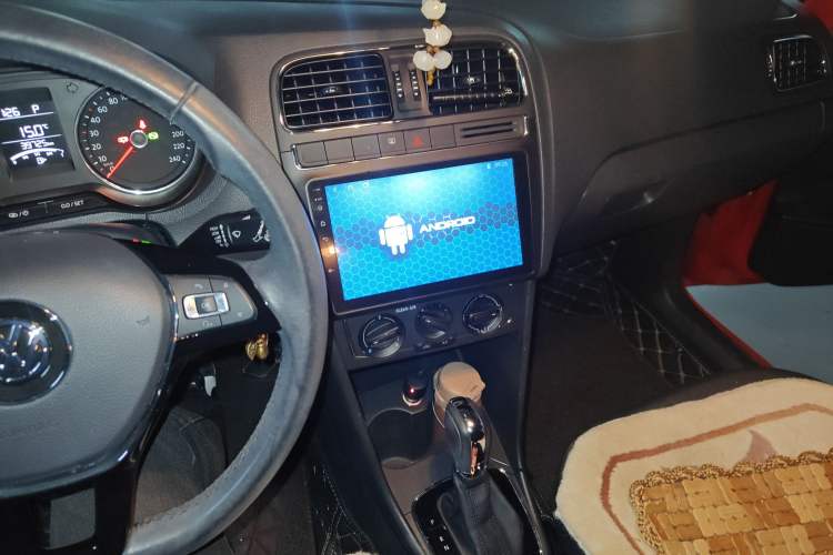 Used Volkswagen Polo 2016 1.6L Automatic Comfort Model