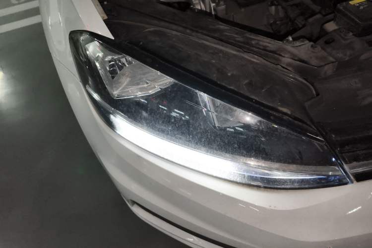 Used Volkswagen Golf 2019 1.6L Manual Fashion Edition China V Standard Right Front Headlight