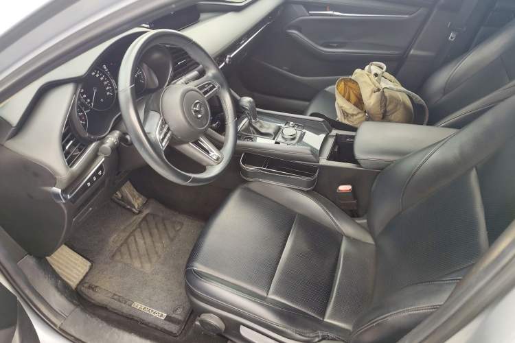 Used Mazda 3 Axela 2021 2.0L Automatic ZhiXuan Edition