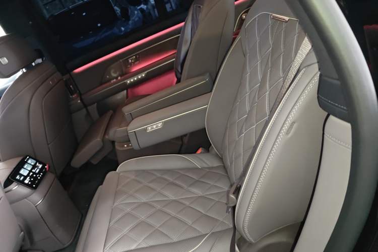 Used Nio ES8 2026 Model 6-seat Executive Signature Edition
