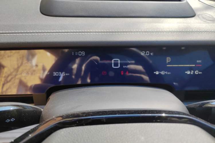 Used NETA S 2022 Extended-Range Version 1160 km Range Rear-Wheel Drive Mid-Grade