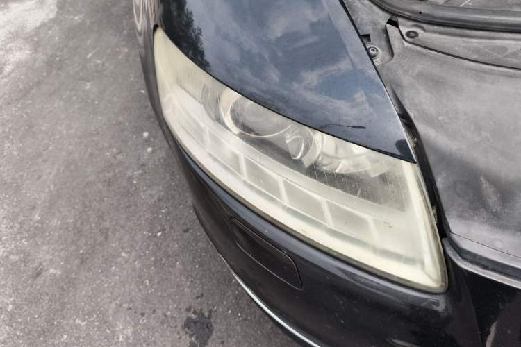 Used Audi A6L 2011 2.0 TFSI automatic Comfort trim
