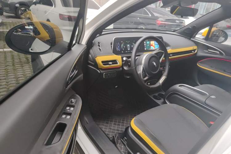 Used ORA Good Cat GT 2024 Mulan Edition 401 km Range Luxury Version 126 kW Driver Seat