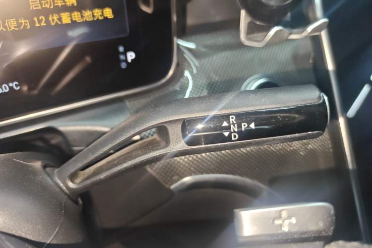 Used Mercedes-Benz C-Class 2023 Restyled C 260 L Sport Edition Gear Lever