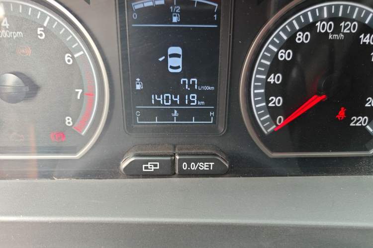 Used FORTHING Joyear X3 2014 1.5L Luxury Model Odometer Close Up