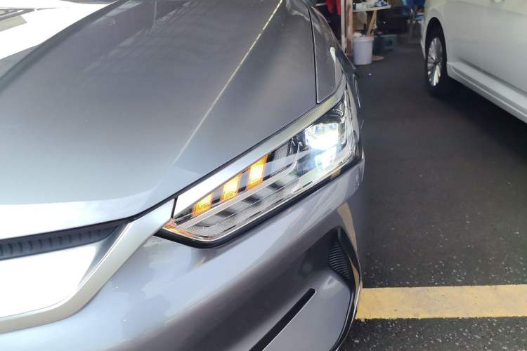 Used BYD Qin PLUS 2023 Champion Edition EV 420KM Leading Model