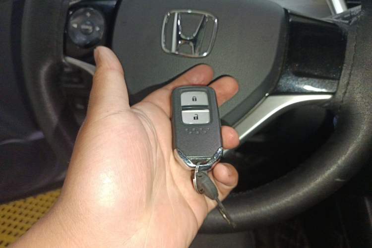 Used Honda Jade 2020 1.8L automatic Comfort version
