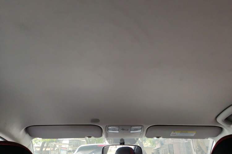 Used Kia KX Cross 2017 1.4L AT GLS
