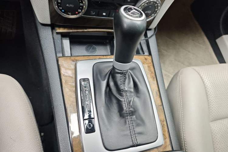 Used Mercedes-Benz C-Class 2008 C 230 Fashion Model Gear Lever