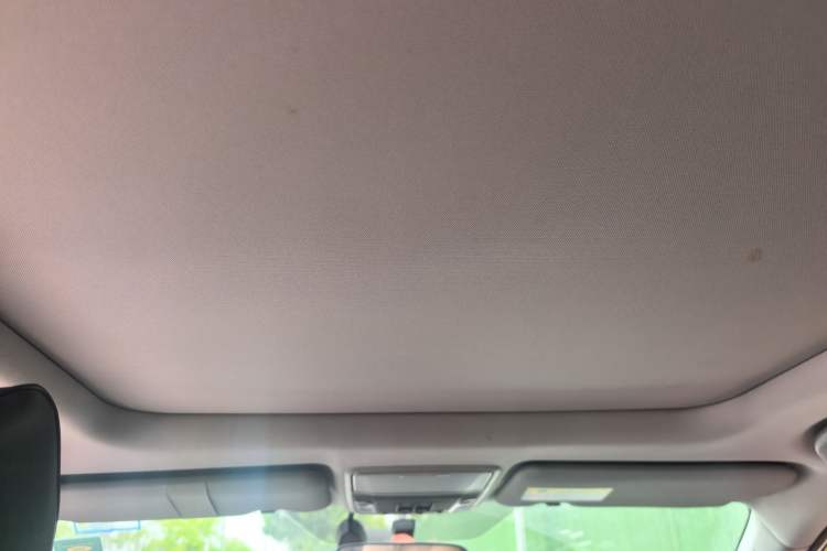 Used Honda CR-V 2019 240TURBO CVT 2WD Fashion Edition China V Headliner