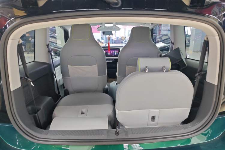 Used Baojun KiWi EV 2021 Artist Model Lithium Iron Phosphate