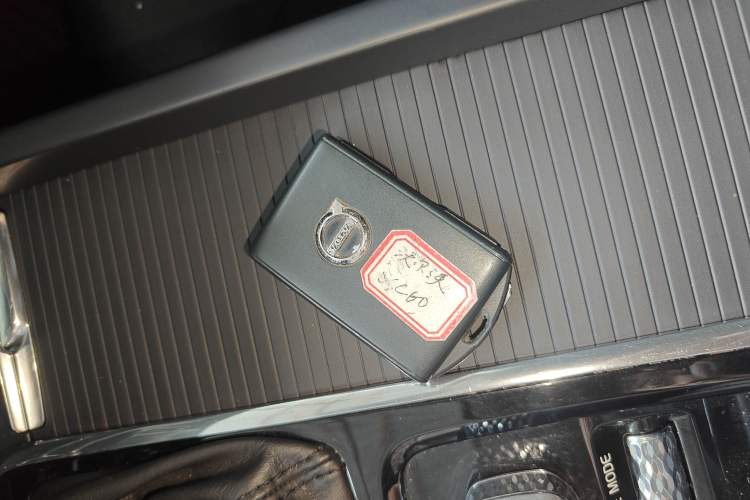 Used Volvo XC60 2019 T5 4x4 Smart Edition China V Standard