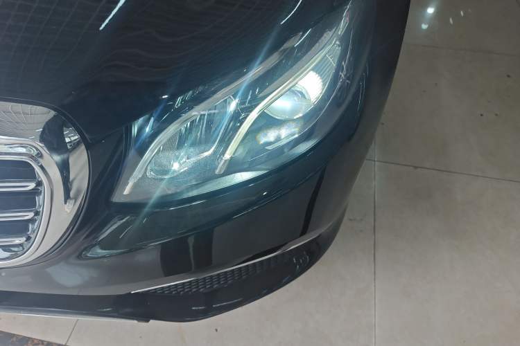 Used Mercedes-Benz E-Class 2018 Facelifted E 300 L Stylish Version
