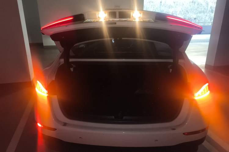 Used Roewe D7 2023 EV 510km Rear-Drive Flagship Edition
