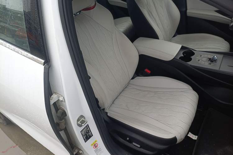 Used BYD Seal 06 New Energy 2024 DM-i 120KM Flagship Model