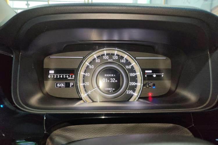 Used Honda Elysion 2016 2.4L Luxury Edition
