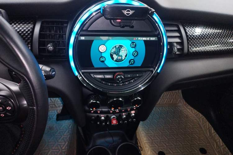 Used MINI 2018 2.0T COOPER S Racing Driver Audio And AC Panel