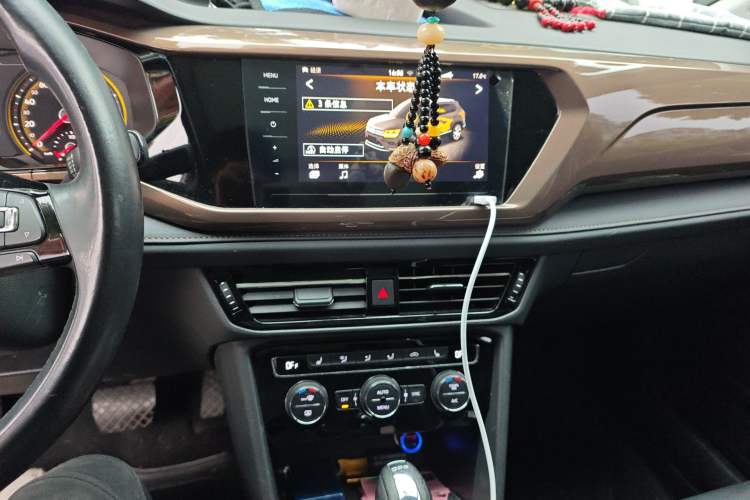 Used Volkswagen Tharu 2020 280TSI Two-Wheel Drive Luxury Edition China VI Standard
