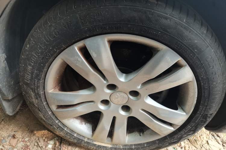 Used Peugeot 3008 2015 2.0L Automatic Classic Edition