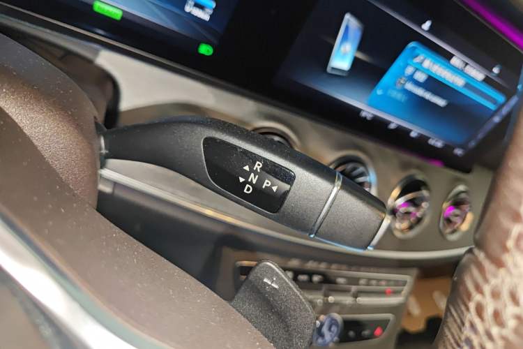 Used Mercedes-Benz CLS 2018 CLS 350 4MATIC Gear Lever