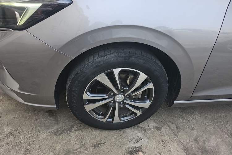 Used CHANGAN Eado 2020 PLUS Blue Whale NE 1.4T GDI DCT Prestige Model Left Front Wheel Hub
