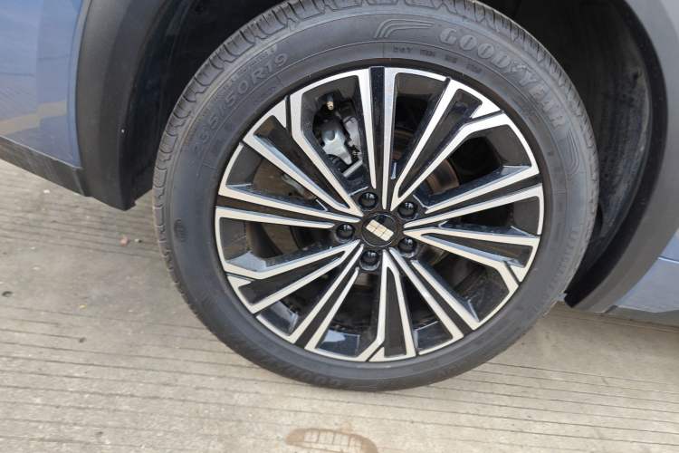 Used Geely Galaxy Xingjian 7 EM-i 2025 120km Flagship Edition