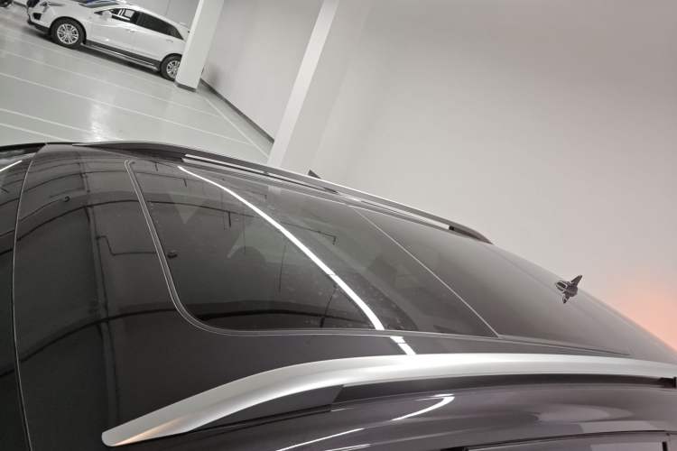 Used Volkswagen Tharu 2025 300TSI Two-Wheel-Drive Moonlight Edition Roof