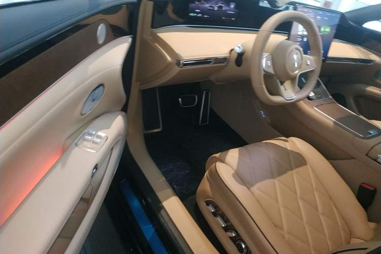 Used Hima S9T 2025 Model Range-Extended Ultra Long-Range Version Driver Seat