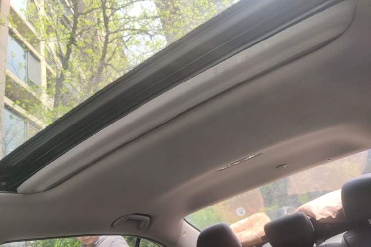 Used Honda Accord 2014 2.0L EX Luxury Edition Headliner