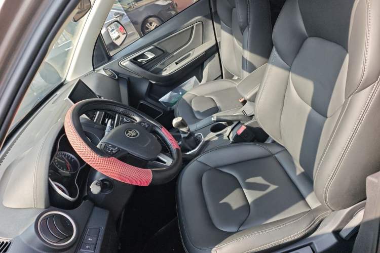 Used Bestune X40 2018 Internet Celebrity Edition 1.6L Manual Luxury Version