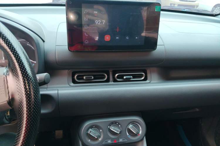 Used Wuling Hongguang New Energy 2025 Extended-Range Hybrid 50 km Standard Version