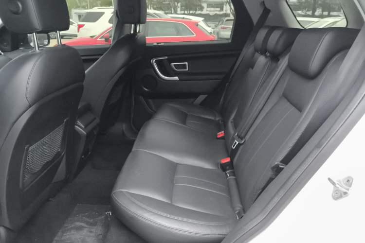 Used Land Rover Discovery Sport 2019 240 PS SE Version China V Standard Left Rear Seat