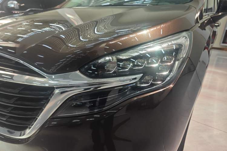 Used Buick GL8 2021 ES Landtrek 653T Comfort Edition