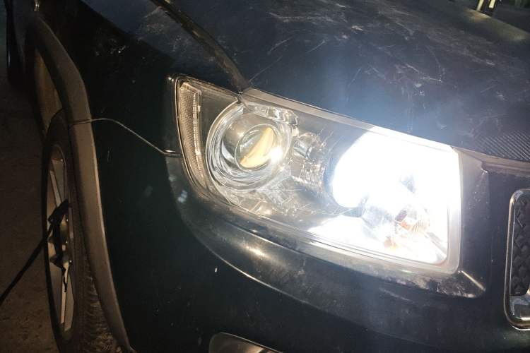 Used Jeep Compass 2013 2.0L two-wheel drive luxury version
