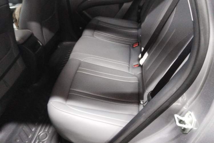 Used Geely Galaxy Geome 2025 310km Youth Edition Left Rear Seat