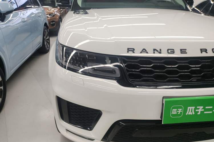 Used Land Rover Range Sport 2021 3.0 L6 YAO Black Edition Right Front Headlight