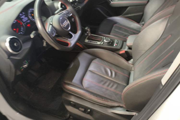 Used Audi Q2L 2022 35 TFSI Progressive Dynamic Edition
