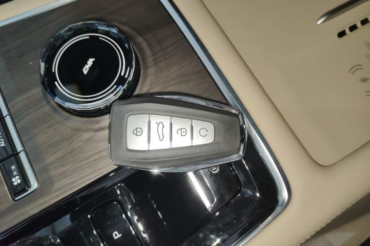 Used Geely Auto Monjaro L 2025 Dongfang Yao 2.0TD Automatic All-Wheel-Drive Wangyue Edition
