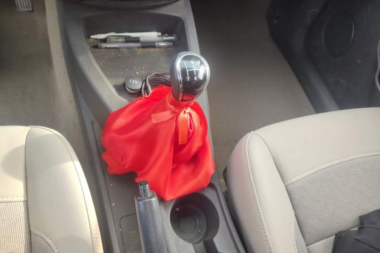 Used Wuling Hongguang 2016 1.5L Restyled S Comfort Version Gear Lever