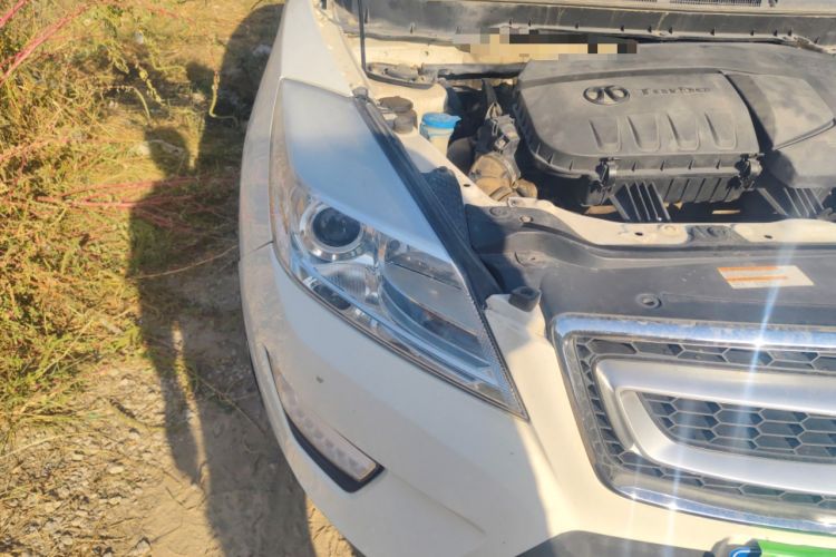 Used BAIC Senova X65 2015 2.0T Automatic Elite Model
