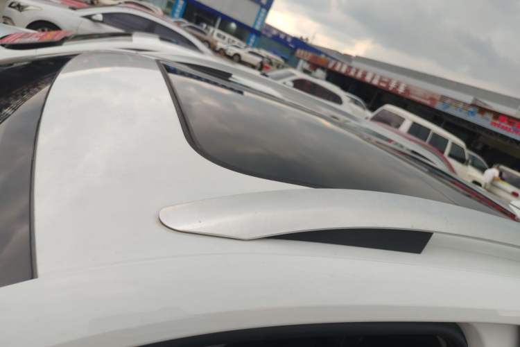 Used Volkswagen Tacqua 2020 1.5L Automatic Yue Roof