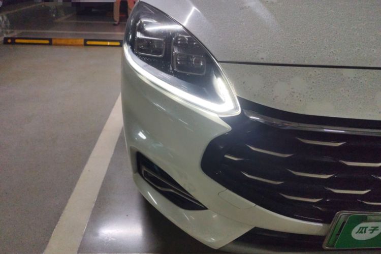 Used Ford Escape New Energy 2021 PHEV model Right Front Headlight