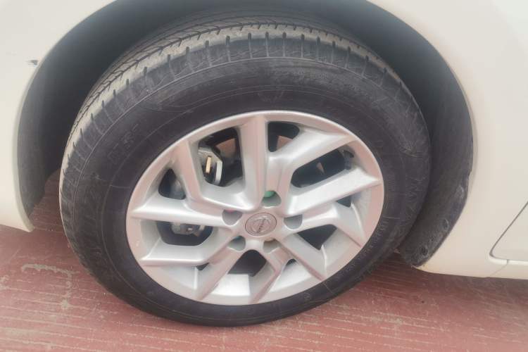 Used Nissan Tiida 2024 1.6L CVT Smart Drive Edition Left Front Wheel Hub