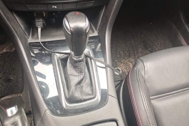 Used Mazda Atenza 2015 2.0L Blue Sky Luxury Edition